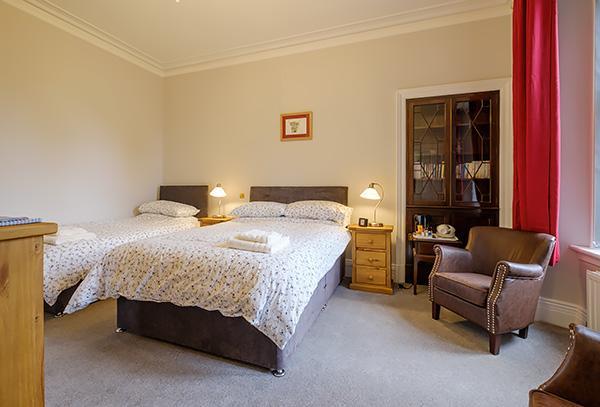 אינברנס Eastdene Guest House מראה חיצוני תמונה